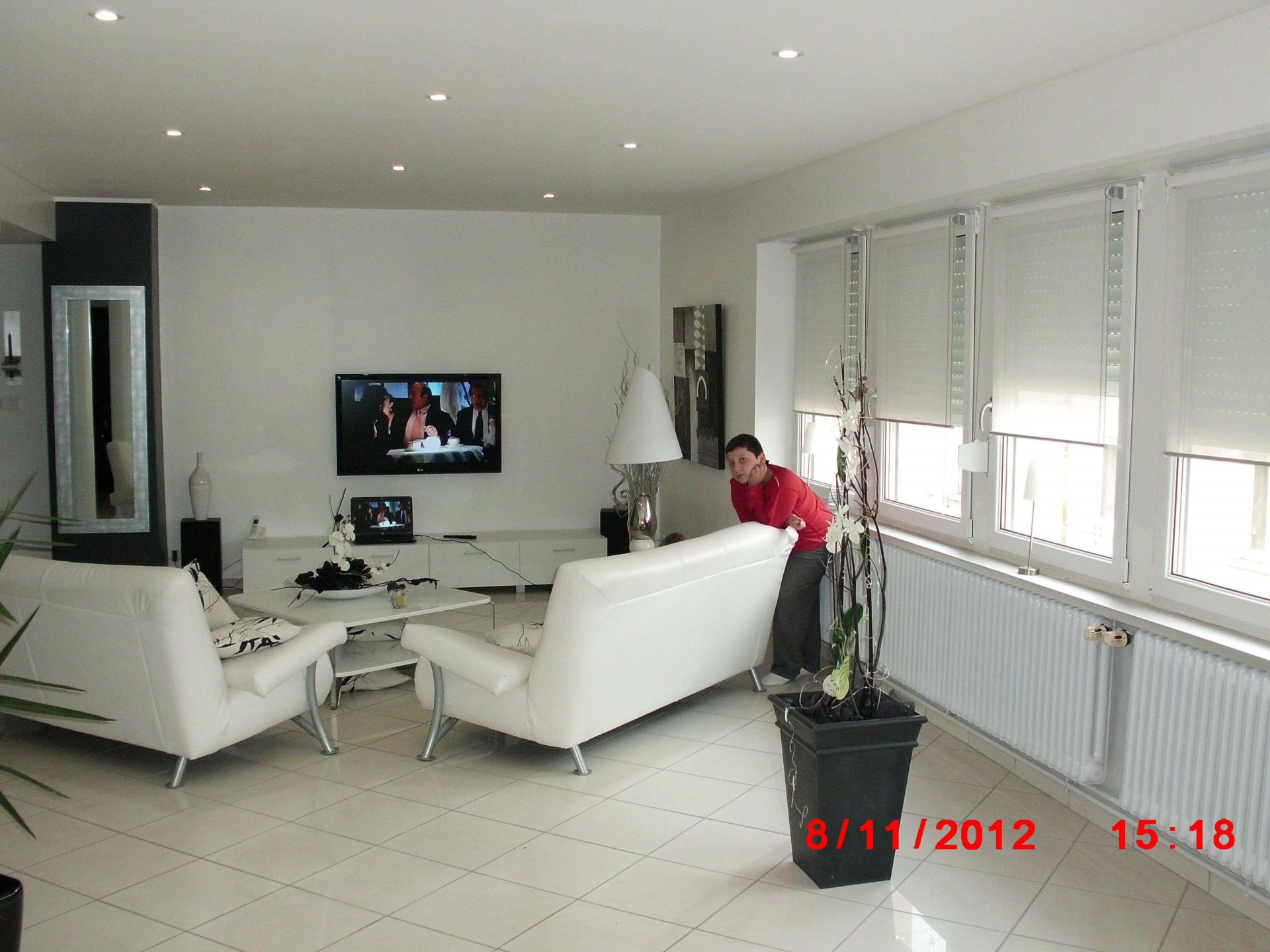 RENOVATION COMPLETE INT.